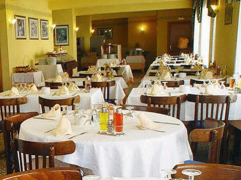 אלטפולה Hotel La Torreta מראה חיצוני תמונה